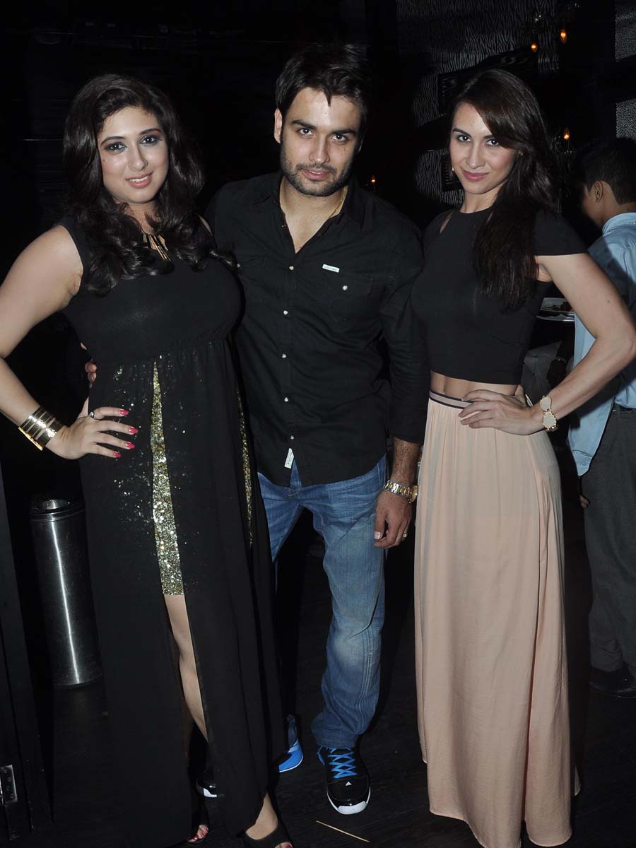 Vahbiz, Vivian and Lauren Gottlieb