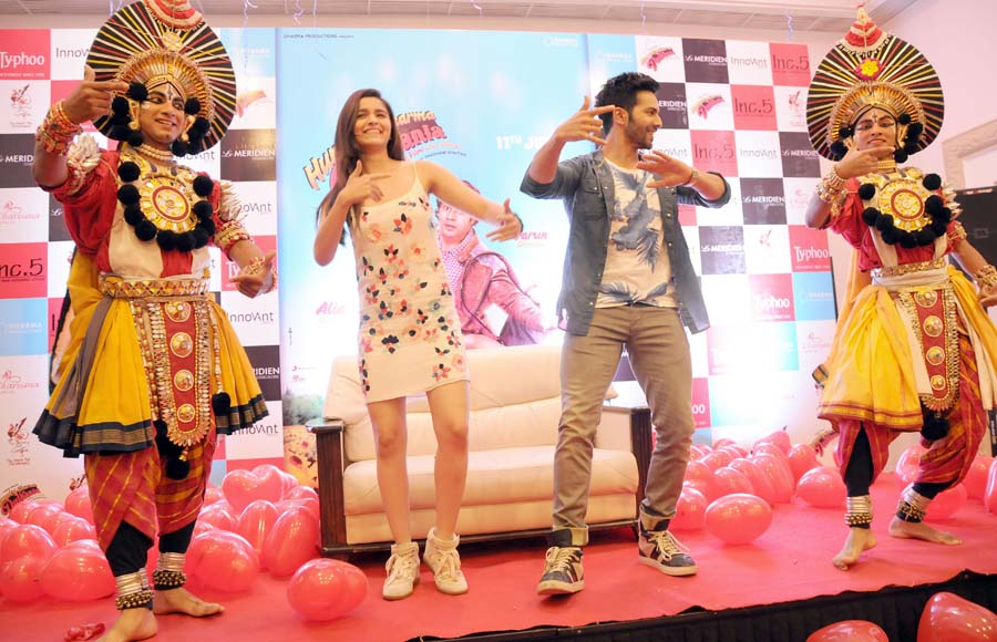 Bangalore press conference of Humpty Sharma Ki Dulhaniya