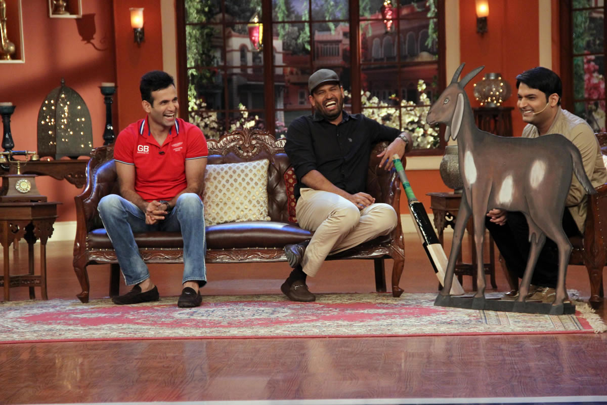 Irfan and Yusuf Pathan on the sets of Comedy Nights with Kapil