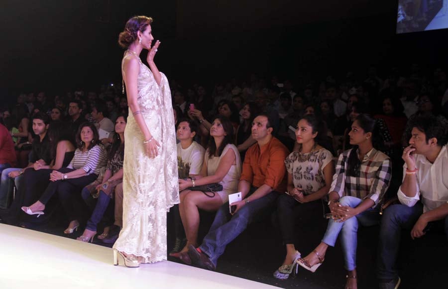 Munisha & Mazher co-host jewellery event at IIJW