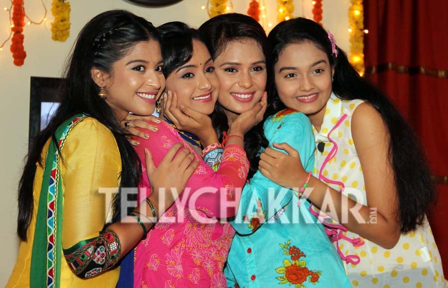  Ishita Ganguly, Sonal Vengurlekar, Neha Pednekar, Pragati Chourasiya