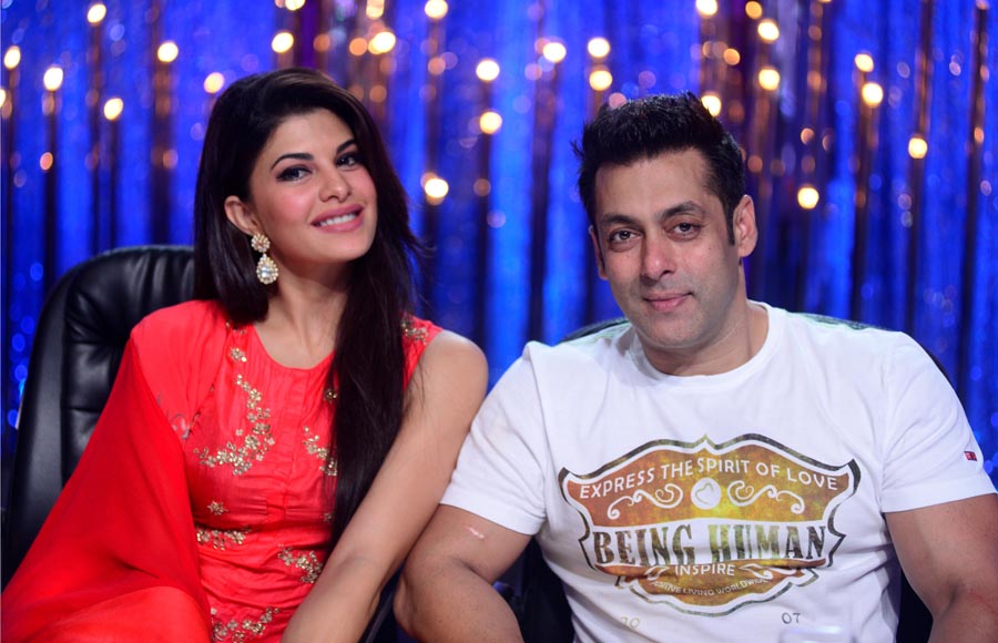 Jacqueline Fernandez and Salman Khan on the sets of Jhalak Dikhhla Jaa