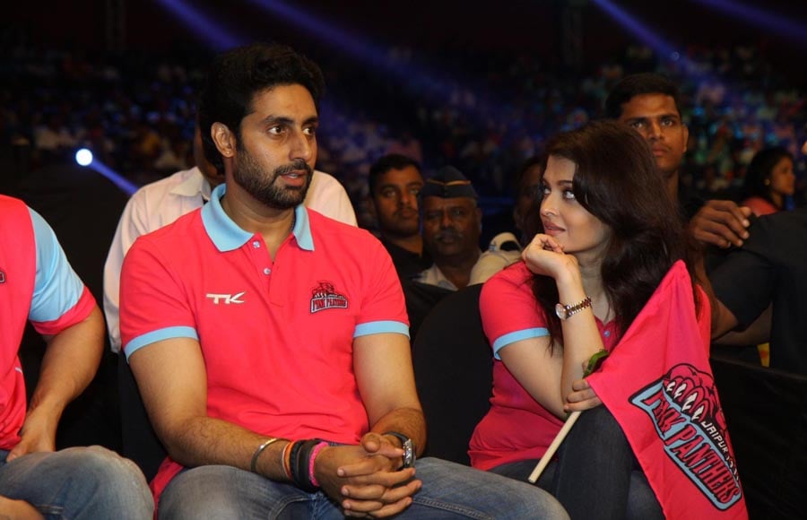 Abhishek Bachchan  wife Aishwarya Rai Bachchan 