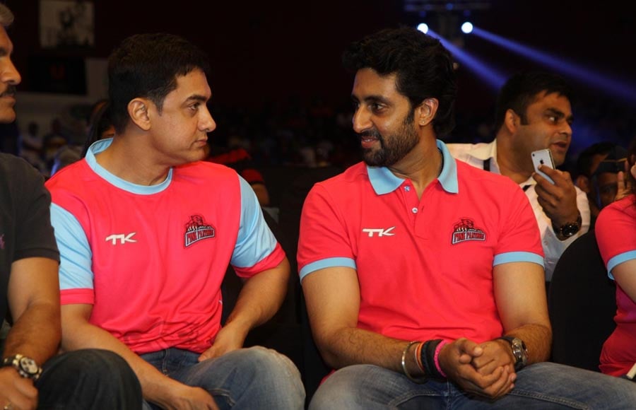 Abhishek Bachchan and owner of Jaipur Pink Panthers Kabaddi team 