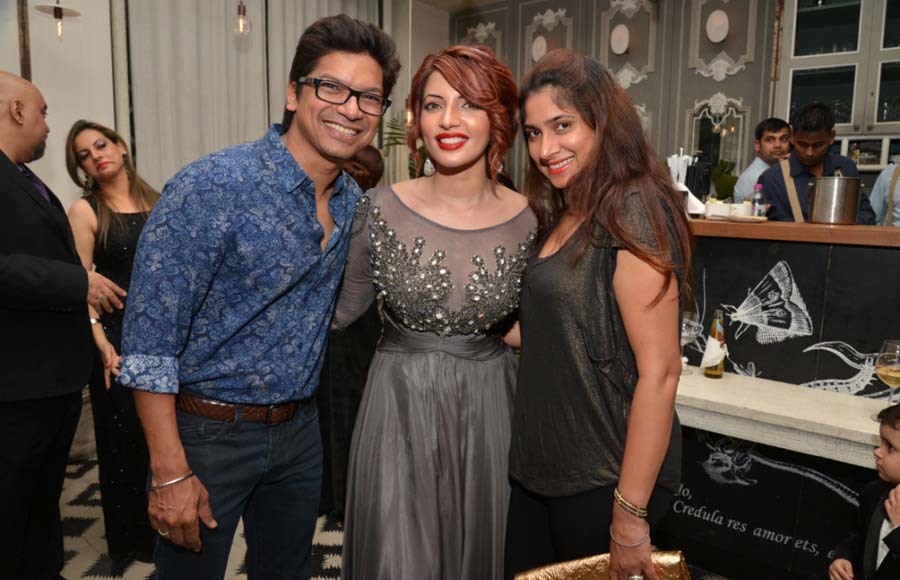  Shaan , Shama Sikander and his wife Radhika