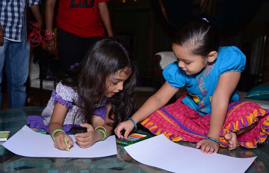 Spandan Chaturvedi as Chakor and Tasheen Shah as Imli enjoy a drawing competition at the launch of Udann