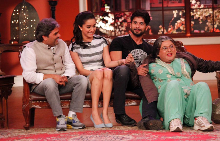 Vishal Bhardwaj, Shraddha Kapoor, Shahid Kapoor and Ali Asgar (Dadi)