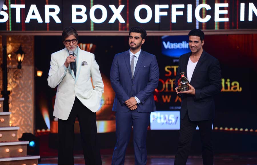  Amitabh Bachchan, Arjun Kapoor and Akshay Kumar 