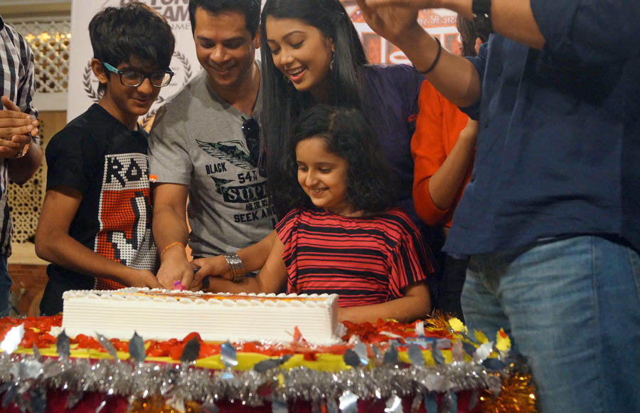 Cake cutting: Veera completes two years