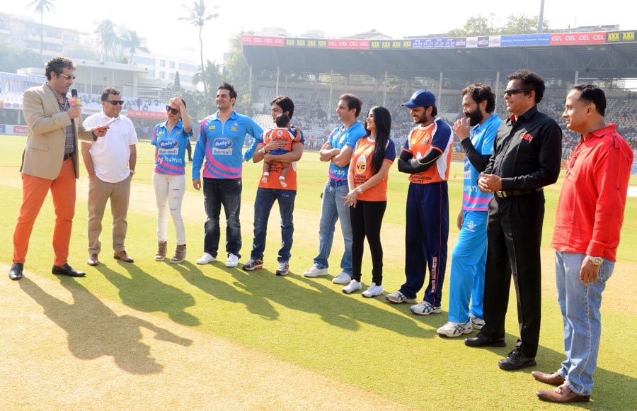 Raj Nayak - CEO, COLORS with the owners and captains of both teams of the day - Mumbai Heroes (owner - Sohail Khan_ captain - Bobby Deol) and Veer Marathis (Riteish Deshmukh - owner and captain)