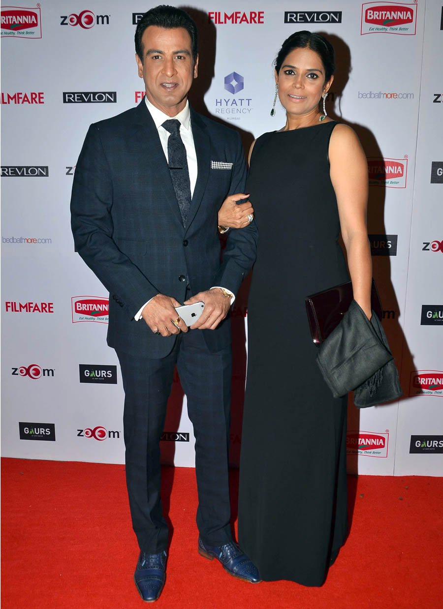  Ronit Roy with wife