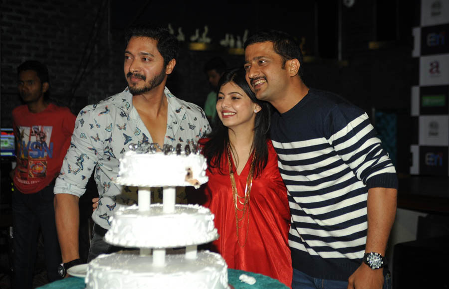 Shreyas Talpade with his wife Deepti and Jitendra Joshi