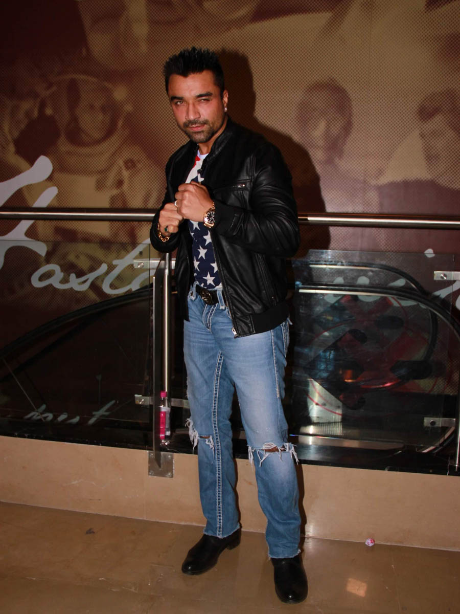 Ajaz Khan