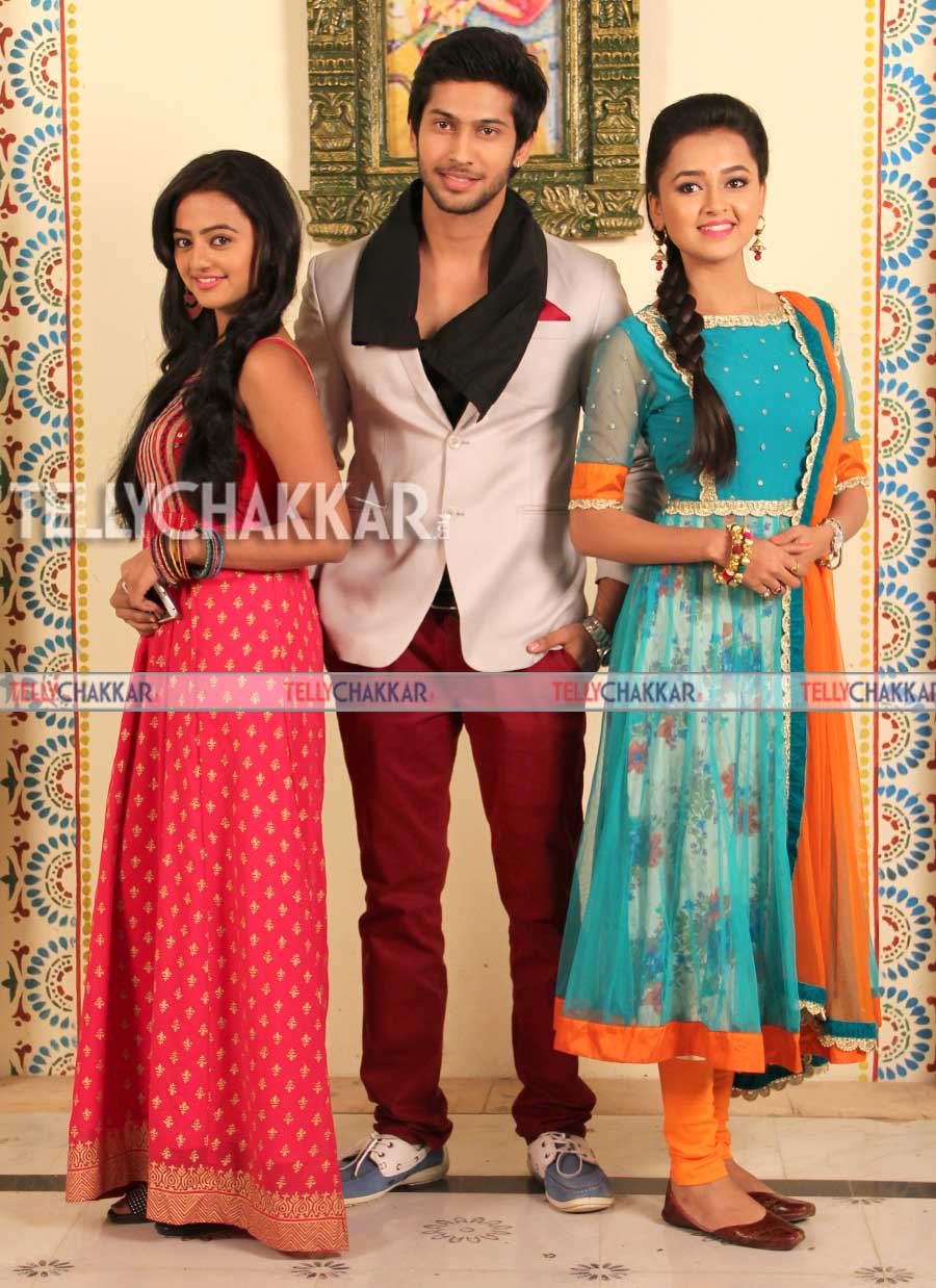 Tejaswi Prakash Wayangankar and Helly Shah