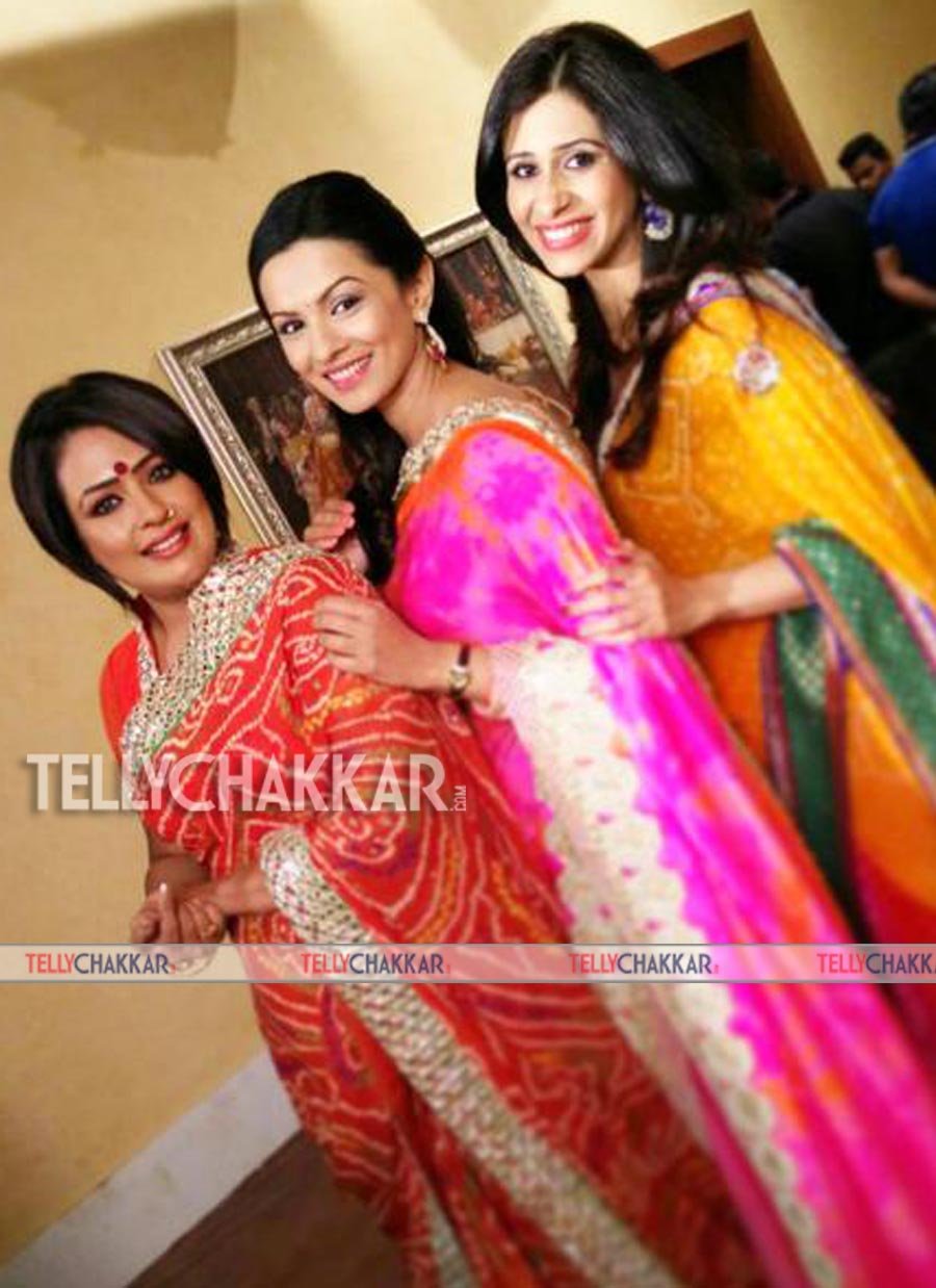 Ashwini Kalsekar, Pallavi Kulkarni and Kishwer Merchantt