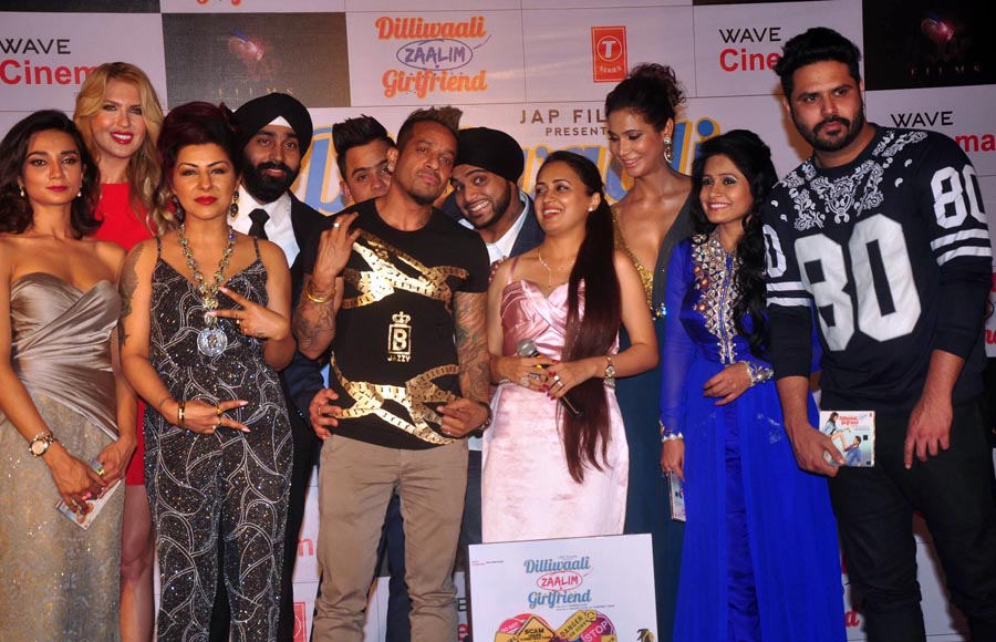 Cast and crew of 'Dilliwali Zaalim Girlfriend'