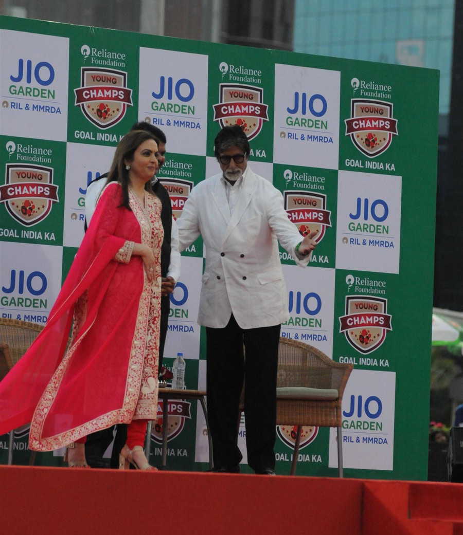 Nita Ambani and  Amitabh Bachchan