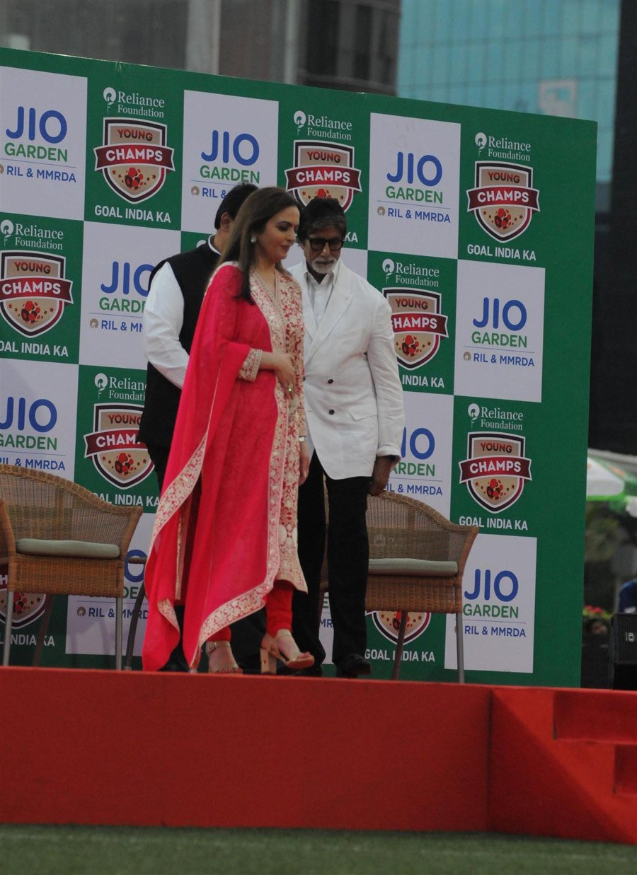 Nita Ambani and  Amitabh Bachchan