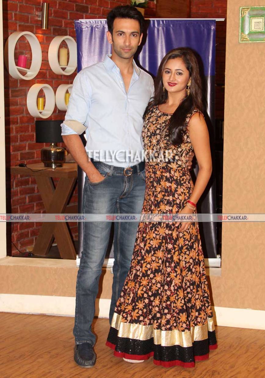 Nandish Sandhu and Rashami Desai