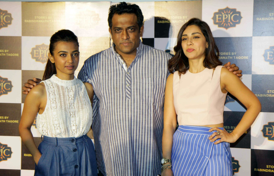  Radhika Apte, filmmaker Anurag Basu and Amrita Puri