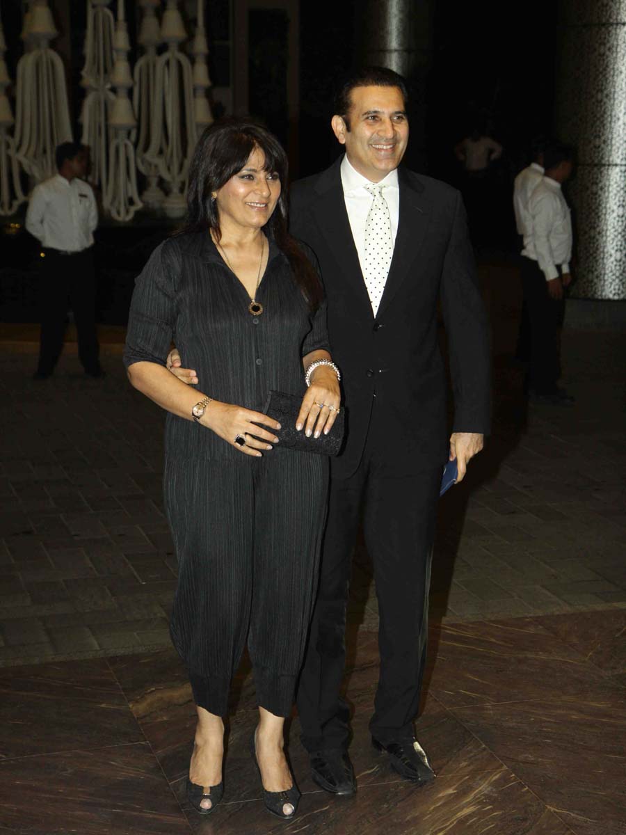 Archana Puran Singh with her husband and actor Parmeet Sethi 