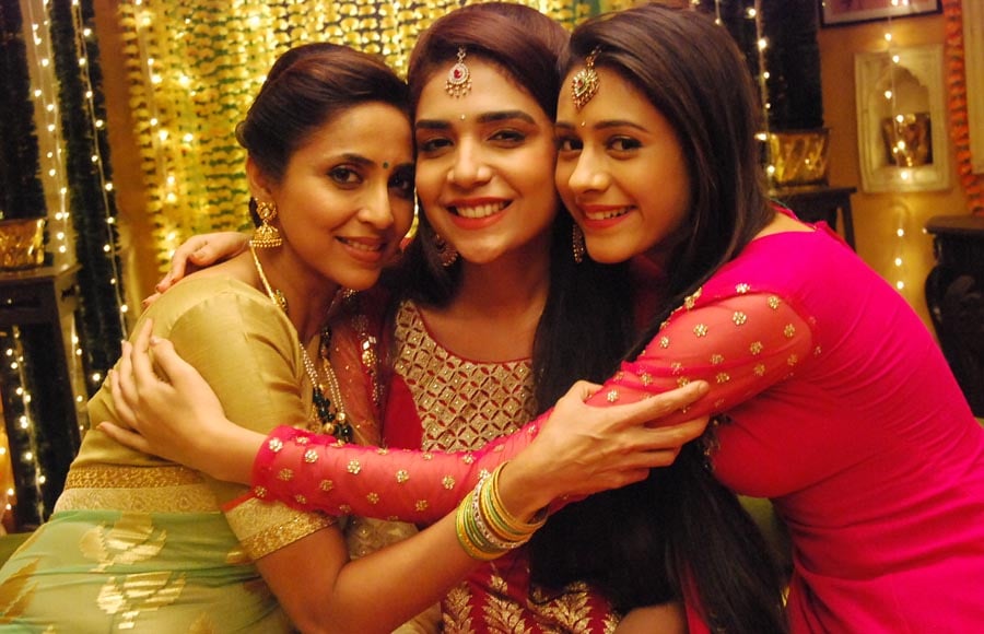 Gautami Kapoor, Anjum Fakih and Hiba Nawab