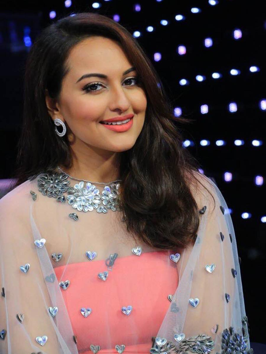 Sonakshi Sinha 