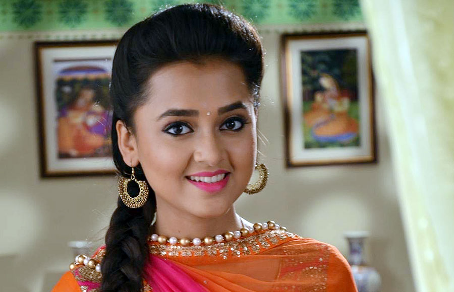 Tejaswi Prakash Wayangankar- Tejaswi was suffering from cold and fever from past few days. But, the brave heart continued to shoot.