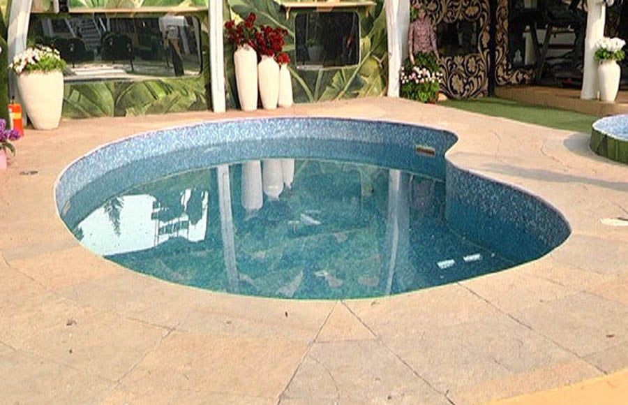 Pool area