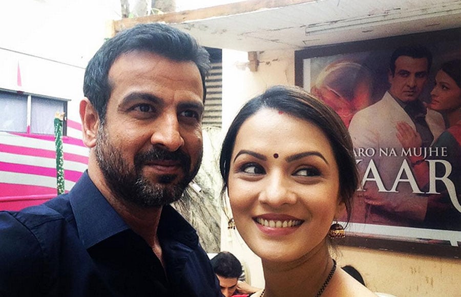 Ronit Roy and Pallavi Kulkarni