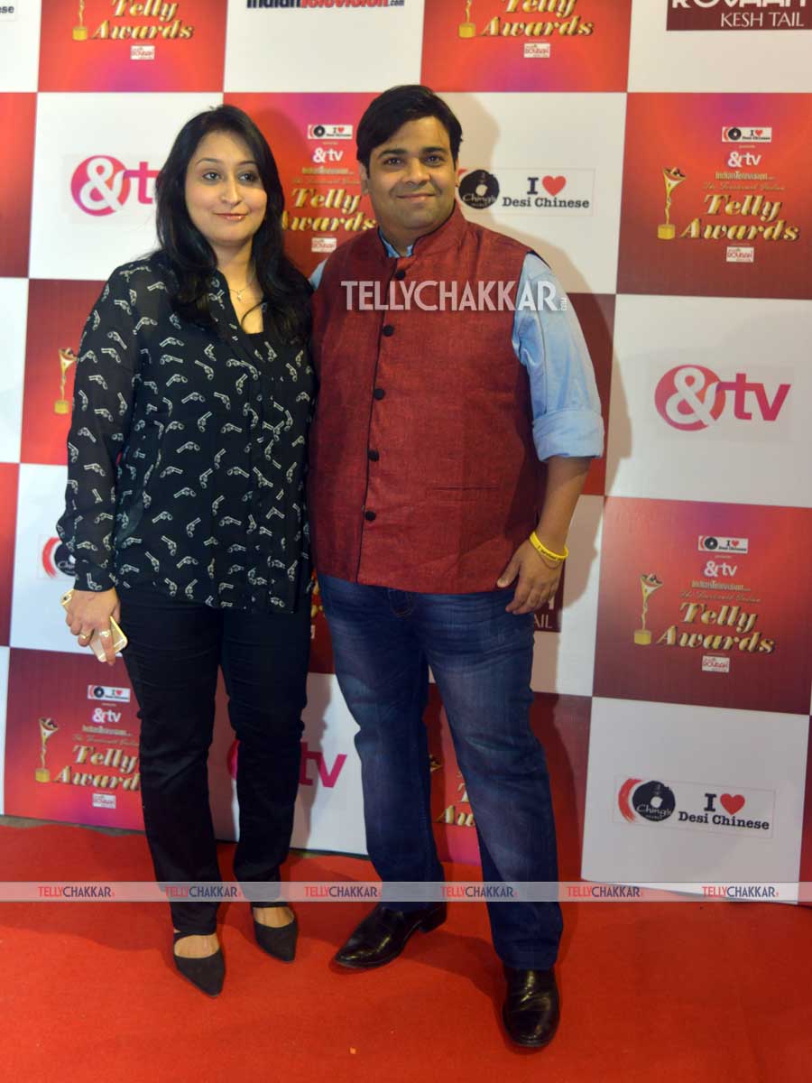 Kiku Sharda with wife