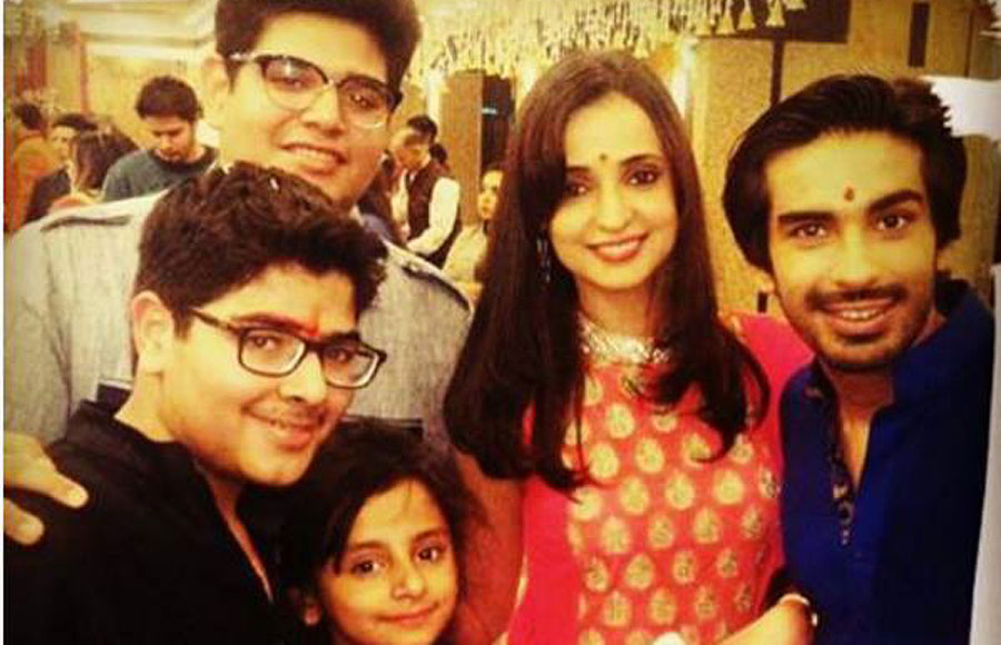 Mohit-Sanaya's 'roka' ceremony