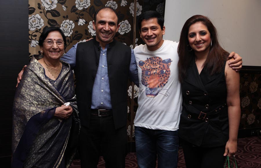 Usha Kanwarpal, Bikramjeet, Vinod Singh and Munisha Khatwani