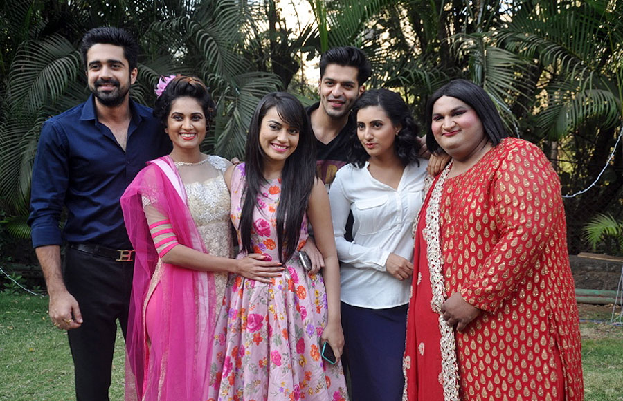 Qubool Hai wraps up shoot