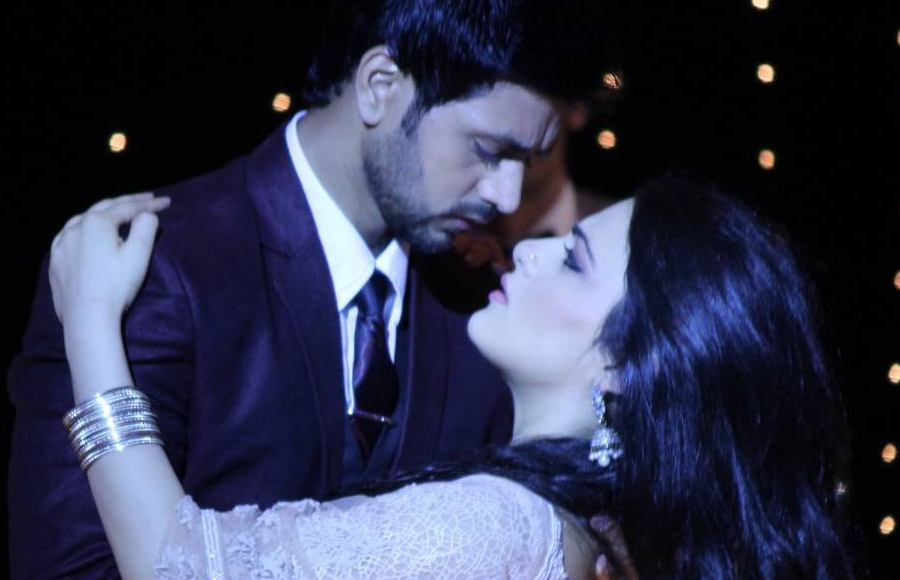 Shakti Arora and Radhika Madan (Meri Aashiqui Tum Se Hi)