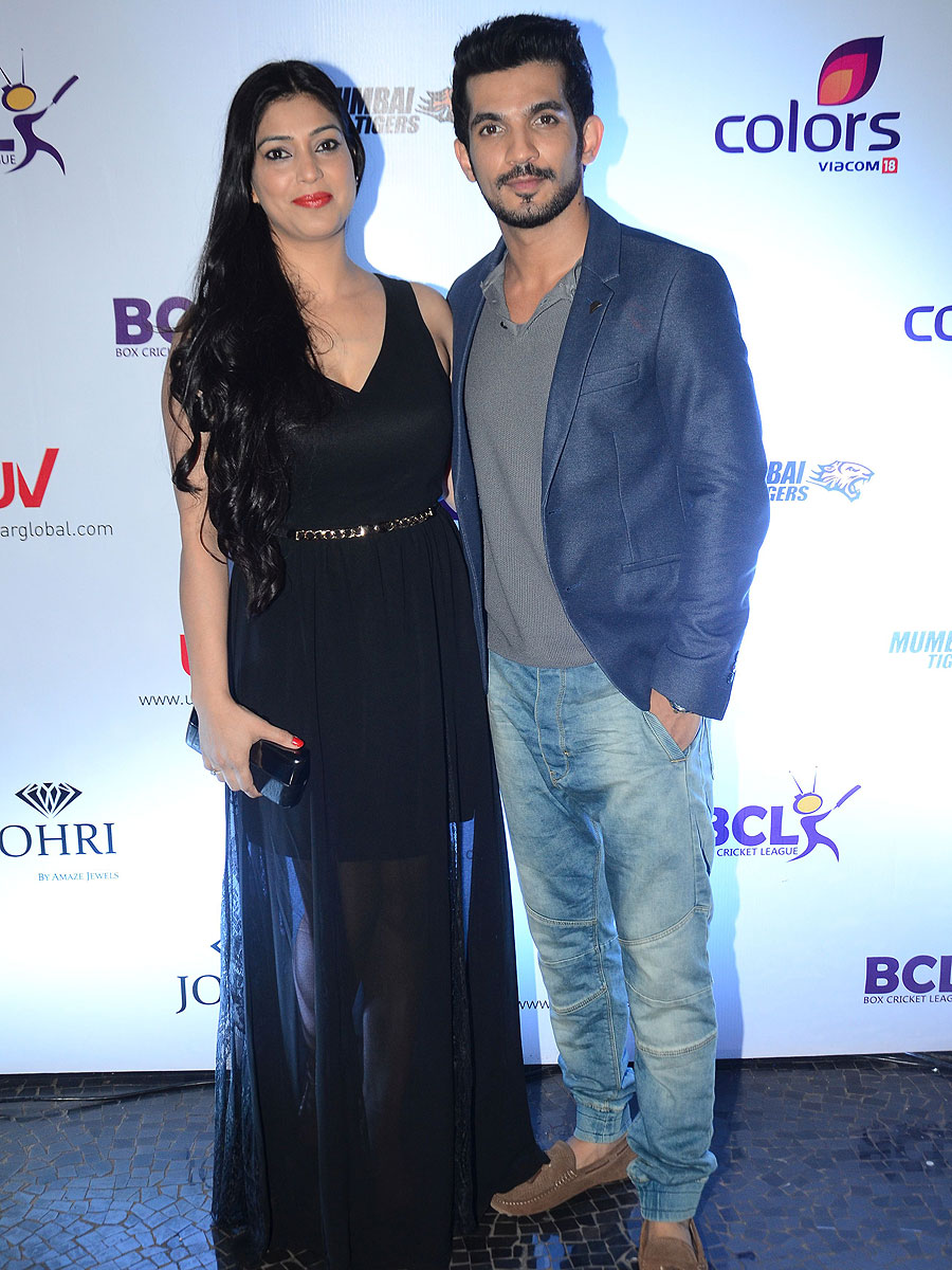 Arjun Bijlani with wife Neha Swami