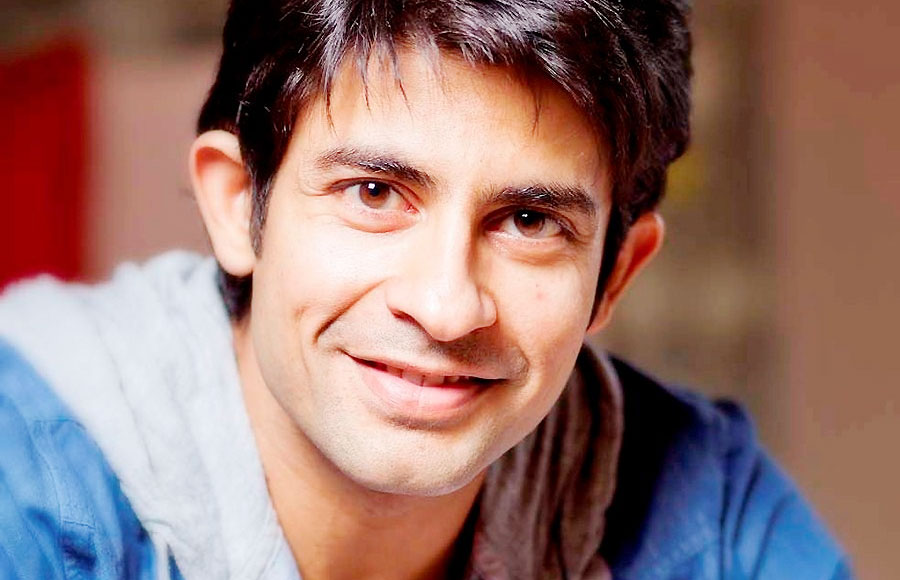 Hussain Kuwajerwala - Kisme Kitna Hai Dum, Kuch Kar Dikhana Hai, Khullja Sim Sim, Kalakarz, Doordarshan, Shabaash India, Indian Idol 3, Nach Baliye 3, Indian Idol 4, Dance Premier League, Indian Idol 5, Indian Idol 6, India's Best Cinestars Ki Khoj and Indian Idol Junior (season 2)