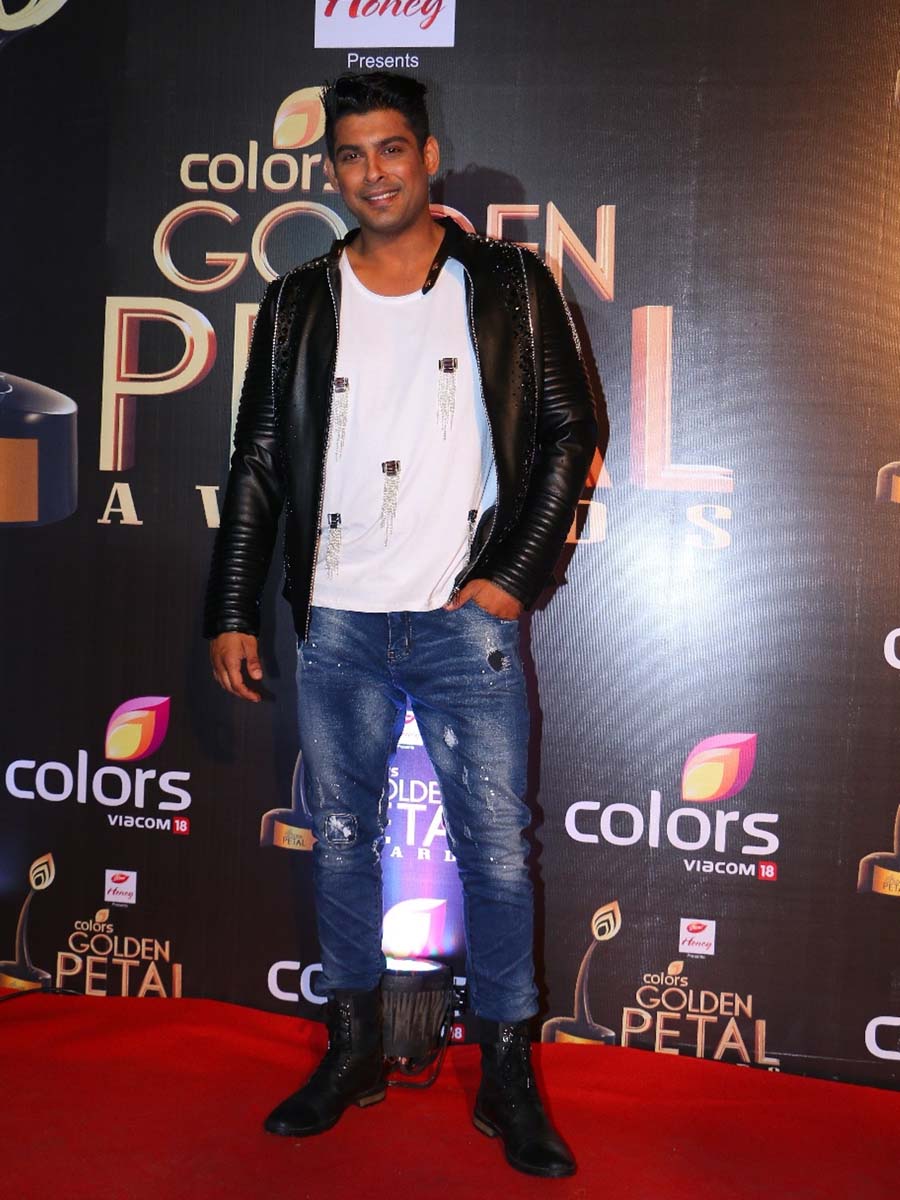  Sidharth Shukla