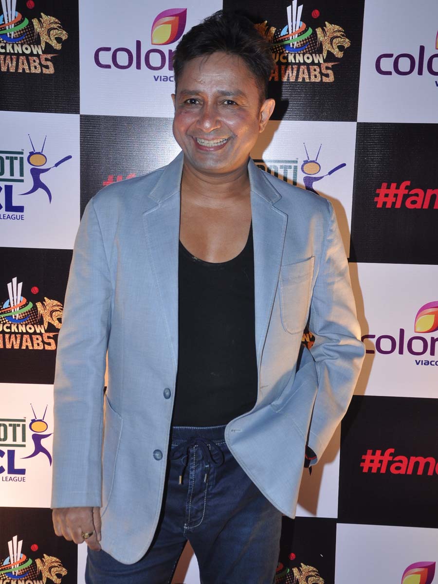  Sukhwinder Singh