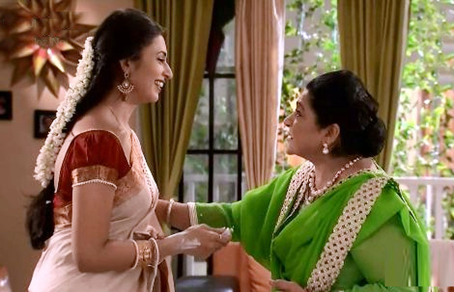 Ishita-Mrs Bhalla (Yeh Hai Mohabbatein)