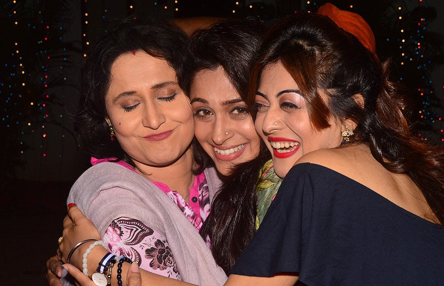 Dipika with Nishigandha Wad and Falaq Naaz