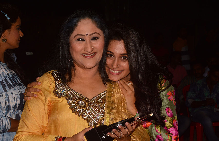 Jayati Bhatia and Dipika Kakar