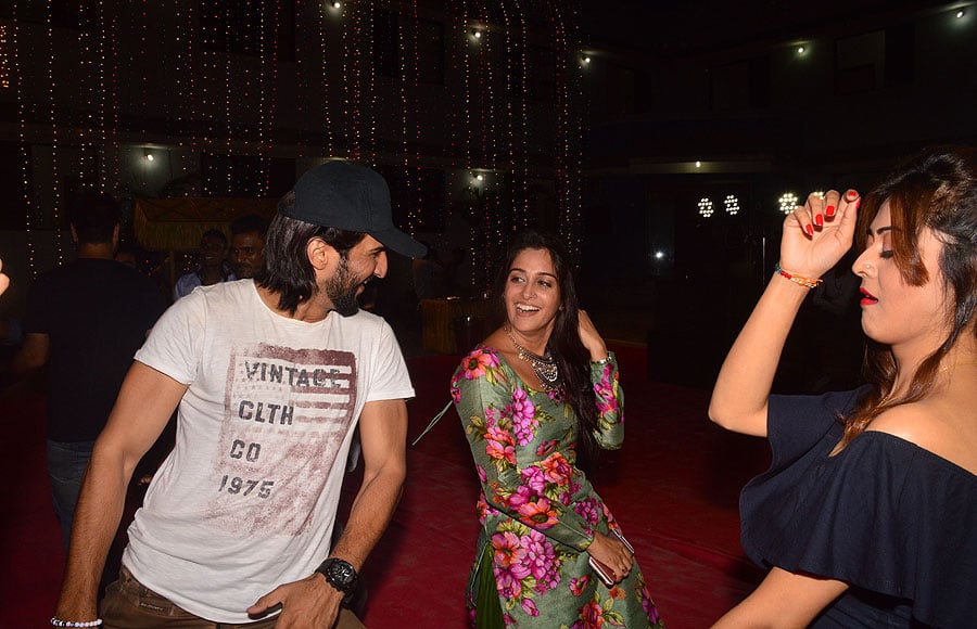 Manish Raisinghan, Dipika Kakar and Falaq Naaz