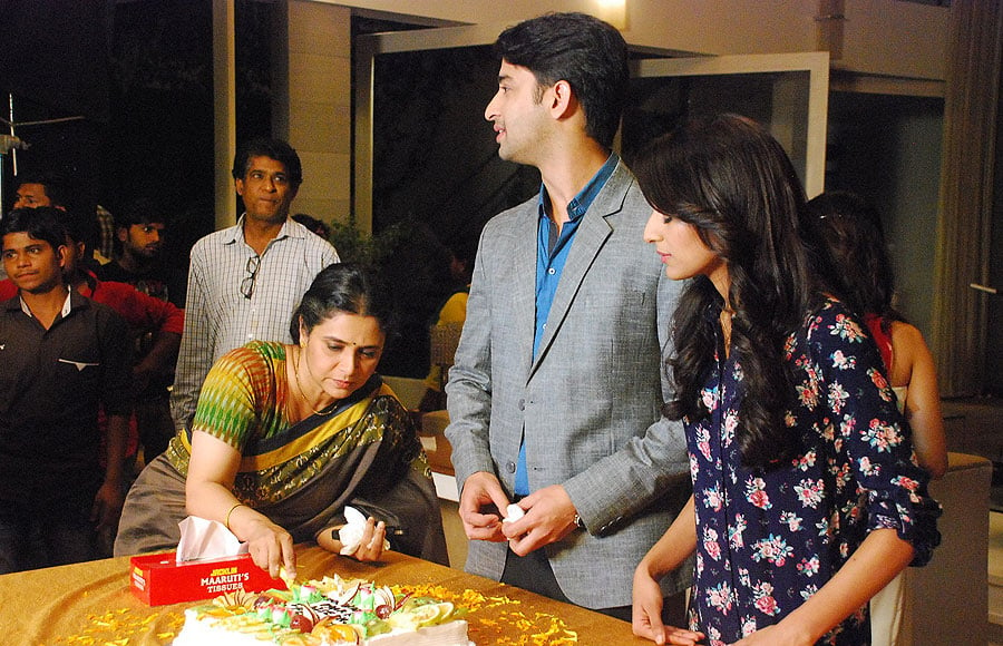 Supriya Pilgaonkar, Shaheer Sheikh and Erica Fernandes