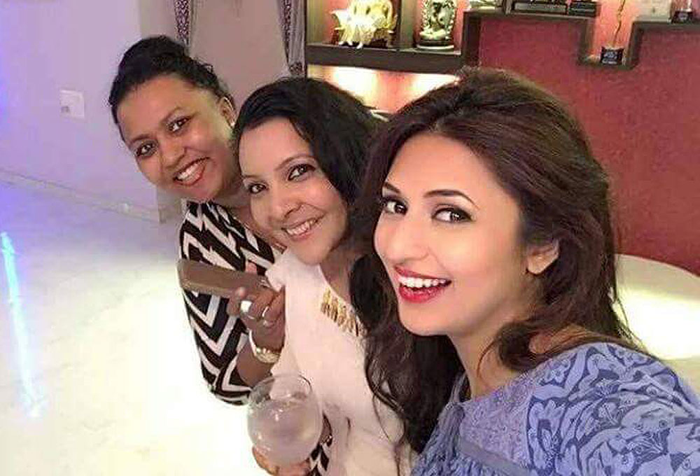 Divyanka Tripathi with Snehal Sahay and friend