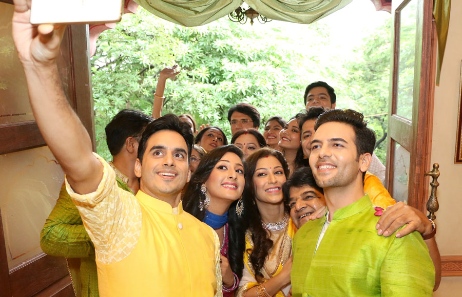 The cast of Ek Rishta Saajhedaari Ka