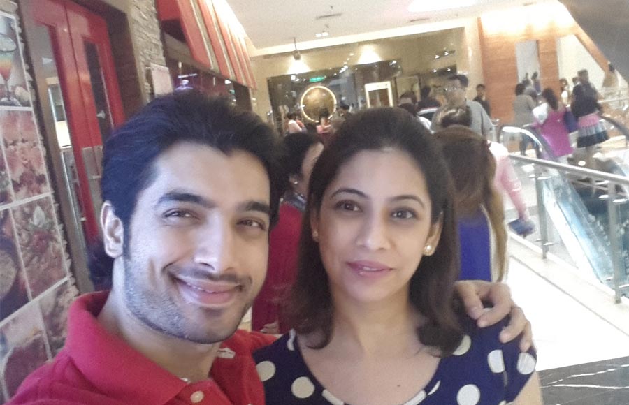 Ssharad Malhotra with sister Reema Pawa