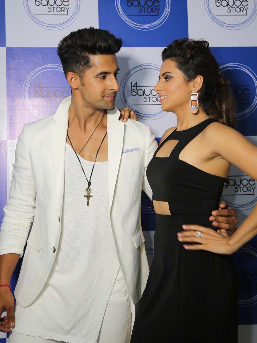  Ravi Dubey & Sargun Mehta