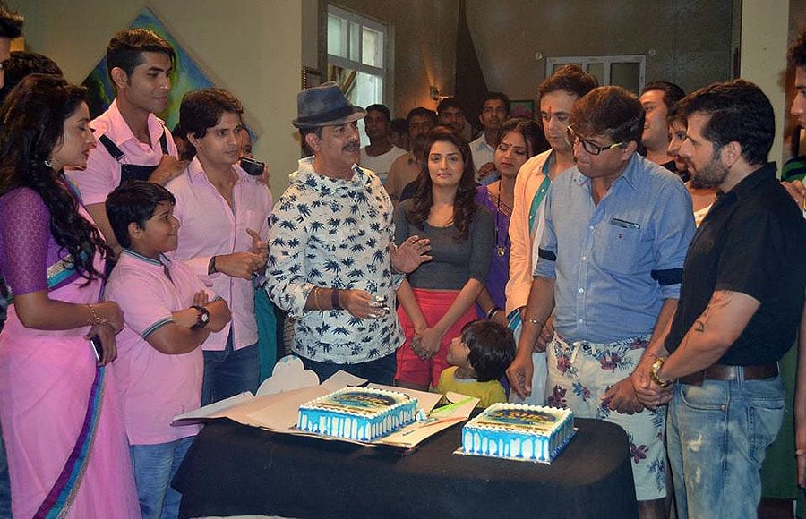 Badi Dooooor Se Aaye Hain completes 600 episodes