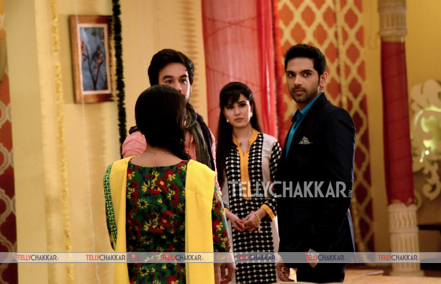 On the sets of Colors' Thapki